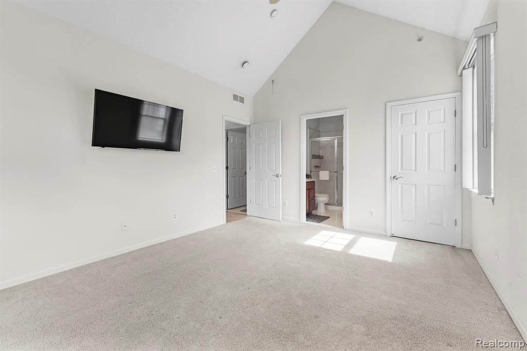 12504 Second Avenue Property Photo 16