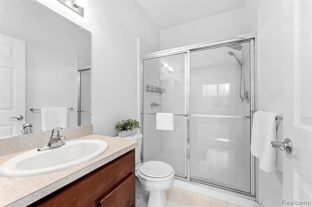 12504 Second Avenue Property Photo 18