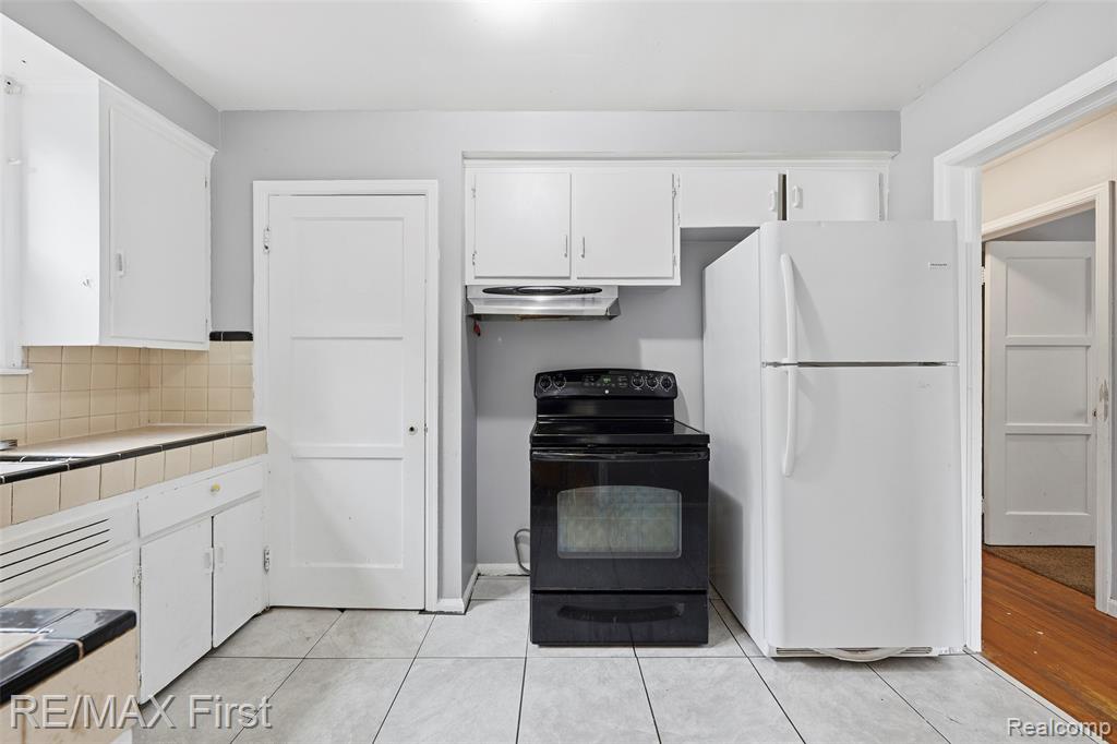 12811 Abington Avenue Property Photo 12