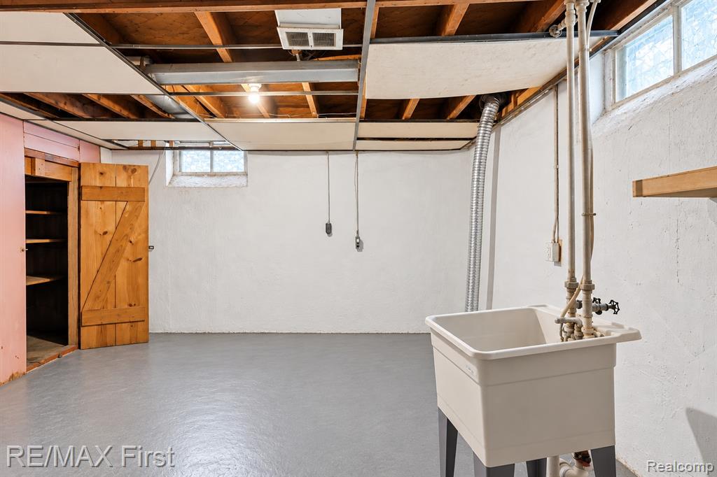 12811 Abington Avenue Property Photo 22