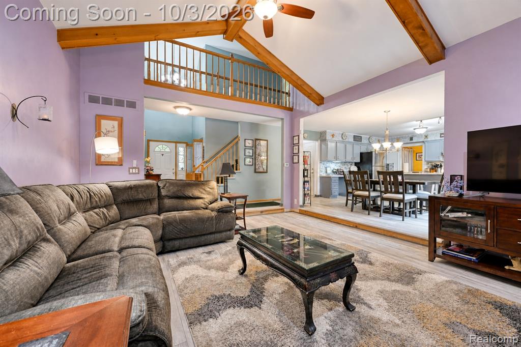 40019 Gulliver Drive Property Photo 5