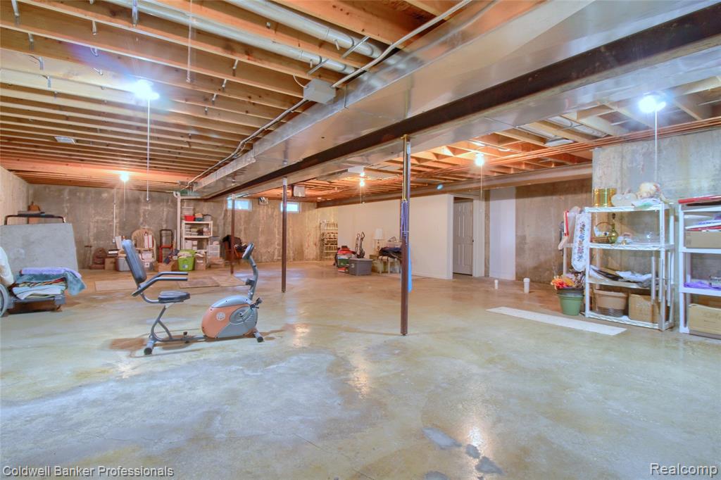 4717 Scots Way Property Photo 29