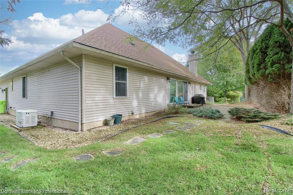 4717 Scots Way Property Photo 32