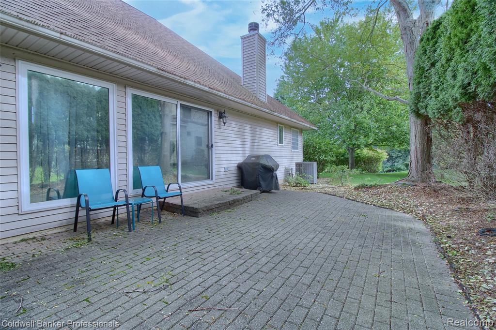 4717 Scots Way Property Photo 34