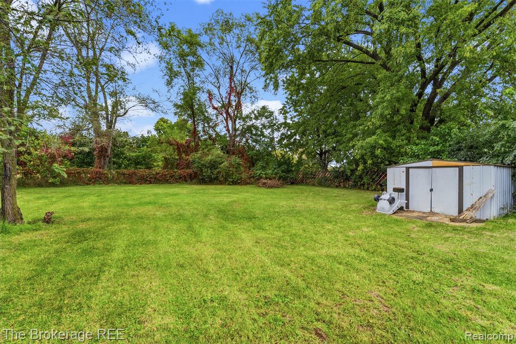 5071 Rose Lane Property Photo 5