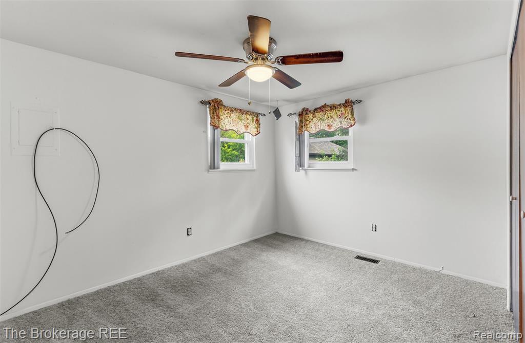 5071 Rose Lane Property Photo 14