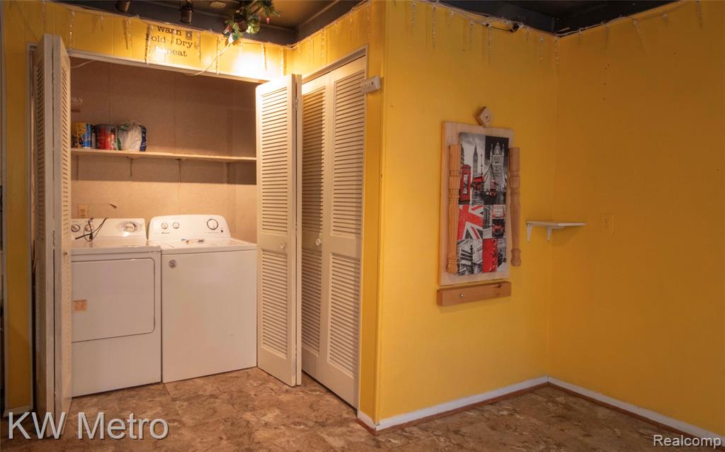 25405 Miracle Drive Property Photo 5