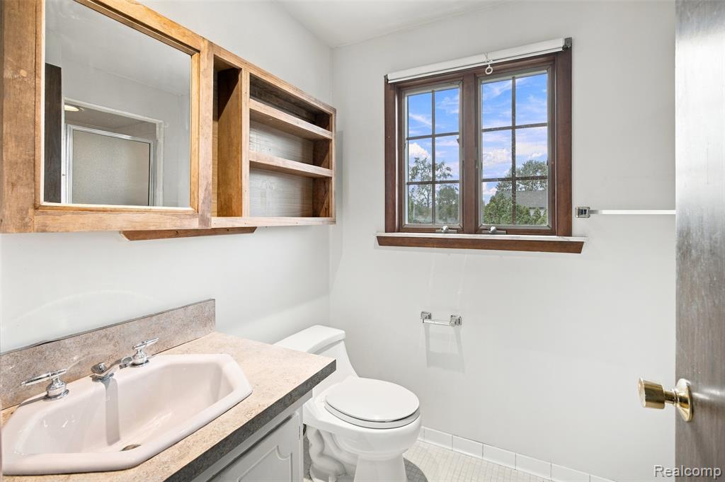 1615 N Evangeline Street Property Photo 32