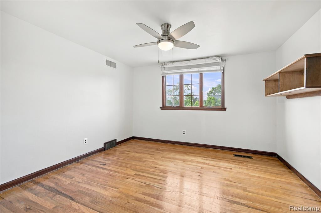 1615 N Evangeline Street Property Photo 33