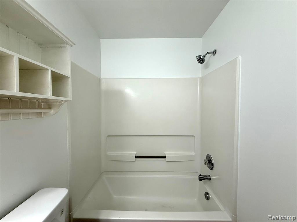 23407 Grayson Drive Property Photo 19