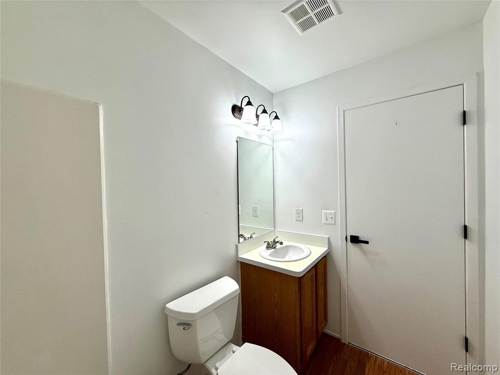 23407 Grayson Drive Property Photo 28