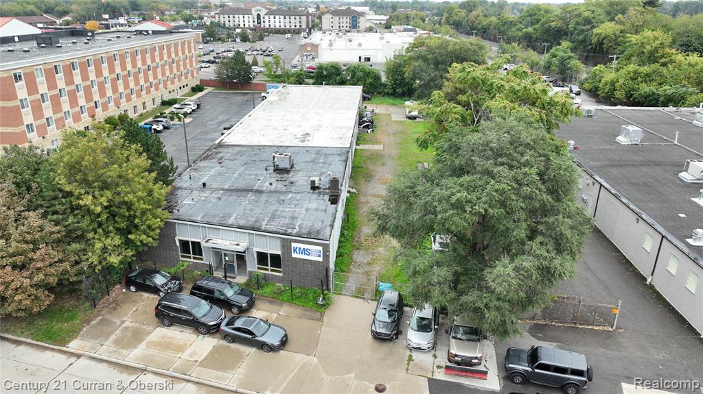 1825 Bailey Street Property Photo 3