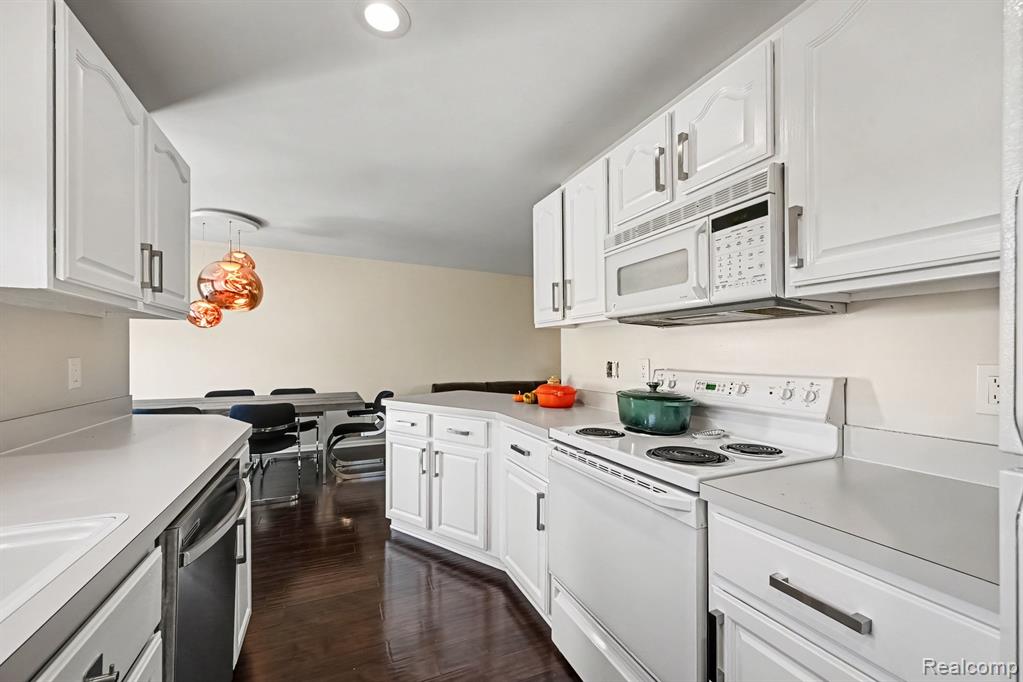 1467 Chesapeake Drive Property Photo 15