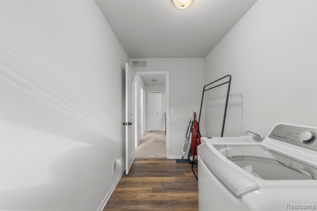 19430 Granger Drive Property Photo 24