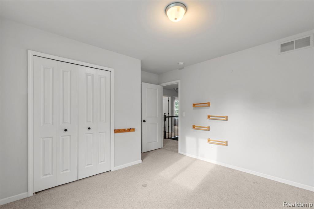 19430 Granger Drive Property Photo 25