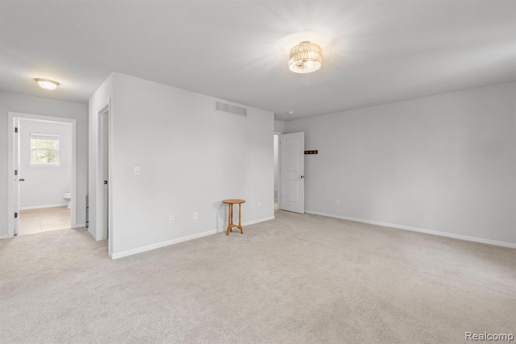 19430 Granger Drive Property Photo 27