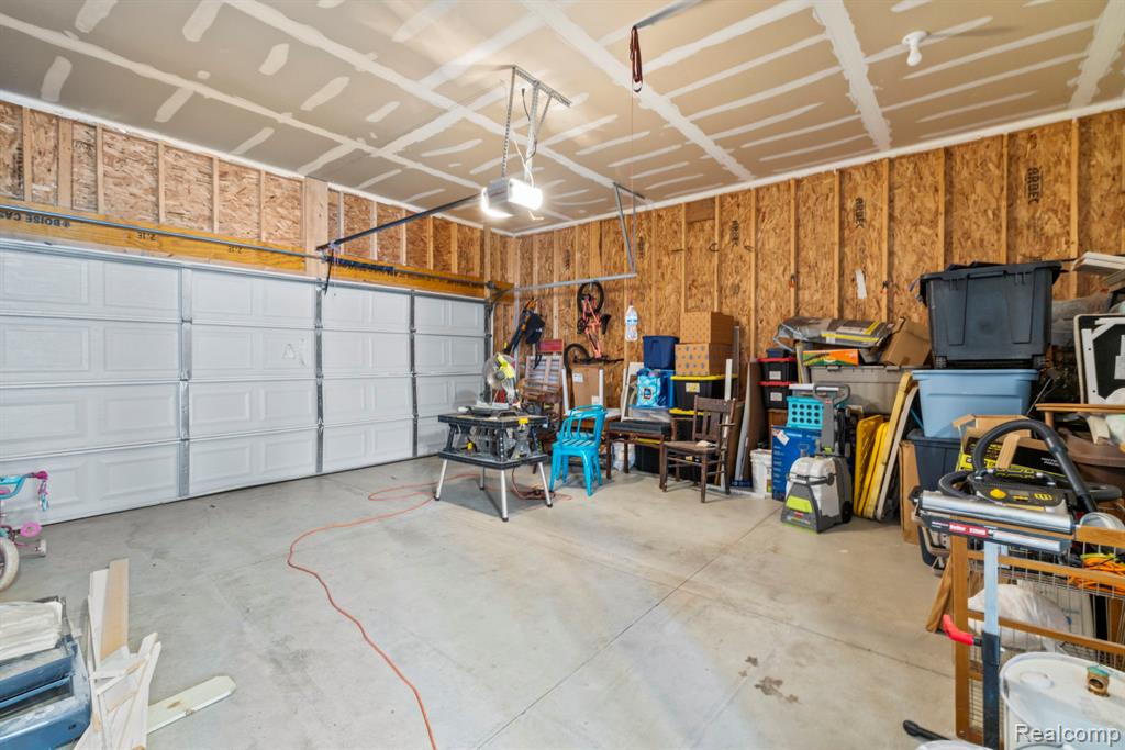 19430 Granger Drive Property Photo 40