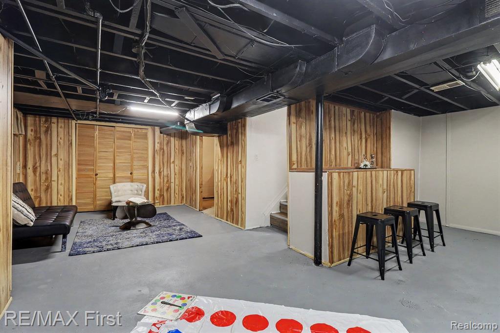 24890 Valley Avenue Property Photo 16