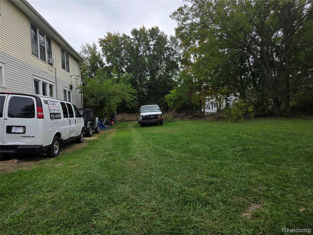 253 Grove Street Property Photo 34