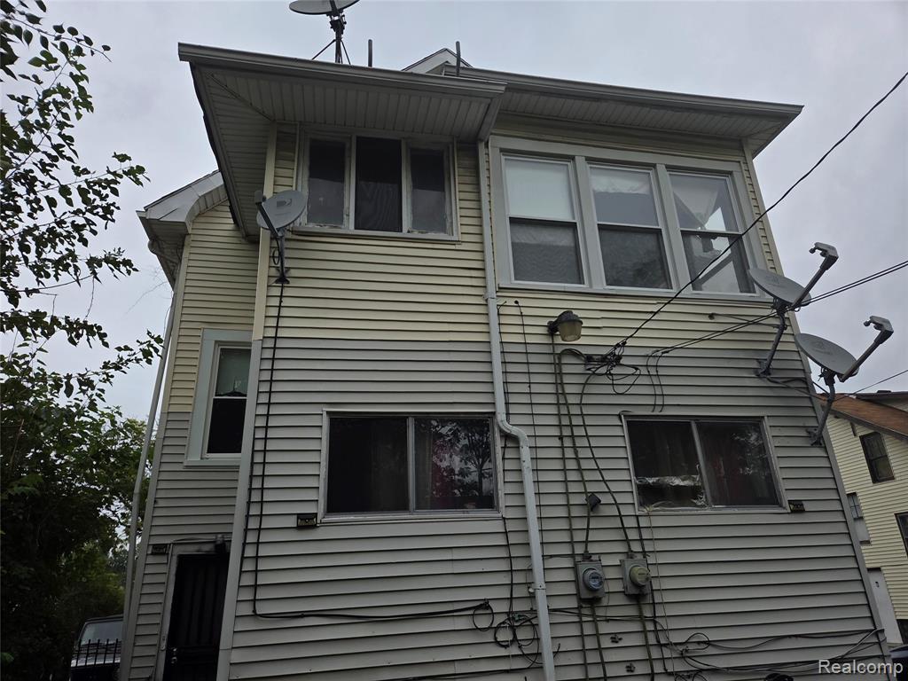 253 Grove Street Property Photo 36