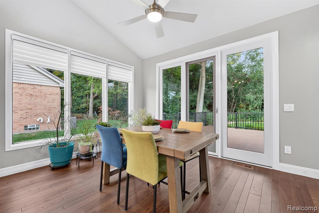 45536 Glengarry Boulevard Property Photo 13