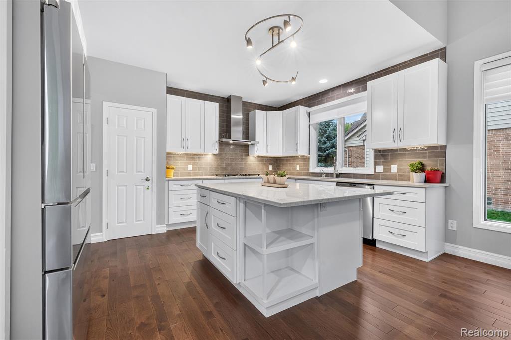 45536 Glengarry Boulevard Property Photo 14