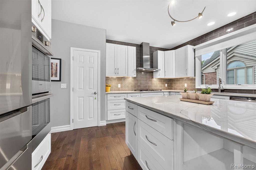 45536 Glengarry Boulevard Property Photo 17