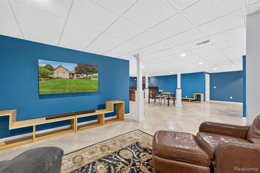 45536 Glengarry Boulevard Property Photo 36
