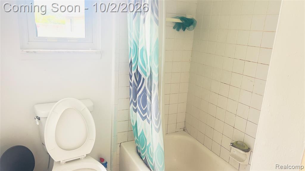4224 Garrick Avenue Property Photo 14