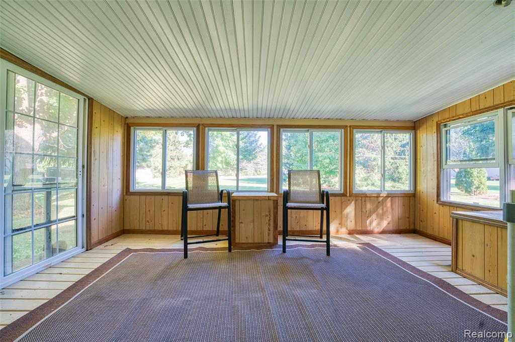 81 Groveland Drive Property Photo 18