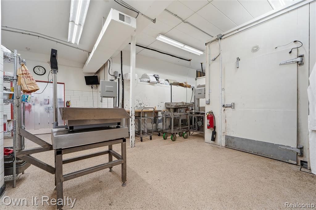 28762 Warren Road Property Photo 20