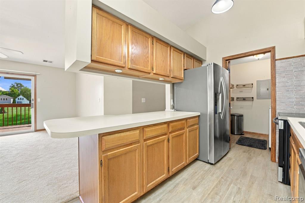 1385 Harbour Boulevard Property Photo 13