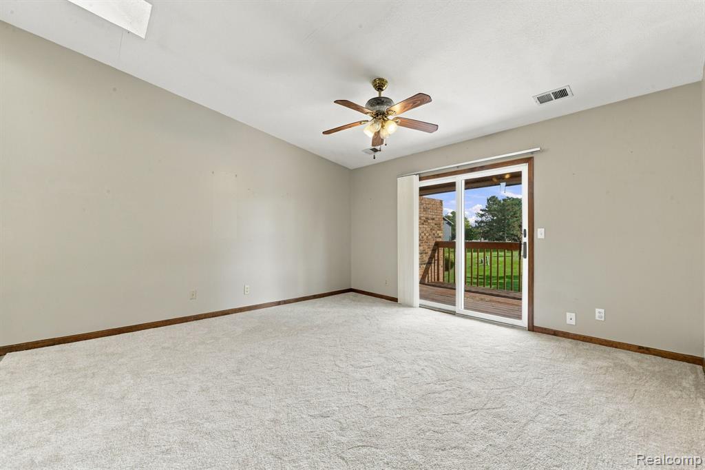 1385 Harbour Boulevard Property Photo 26