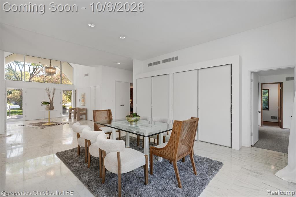 23249 Morningside Street Property Photo 11