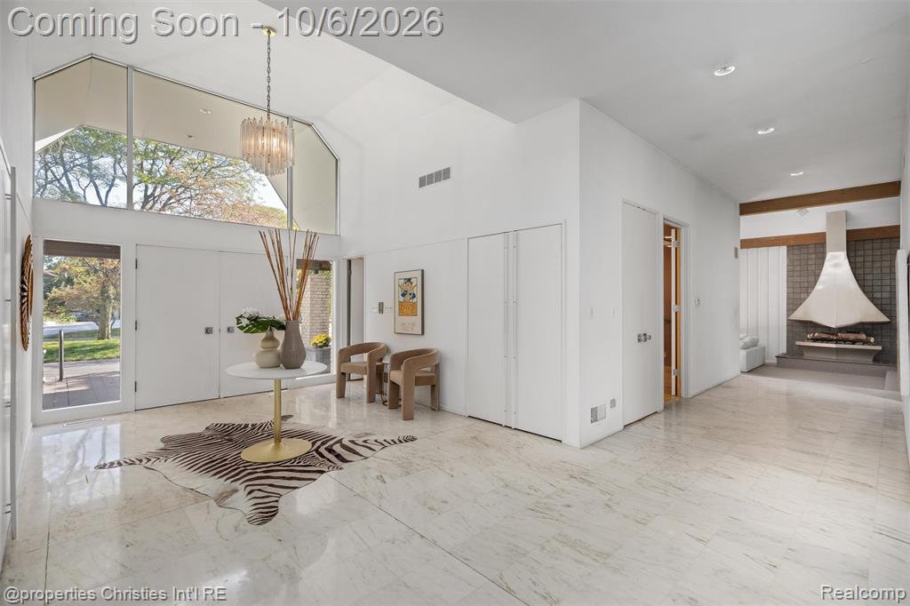 23249 Morningside Street Property Photo 12