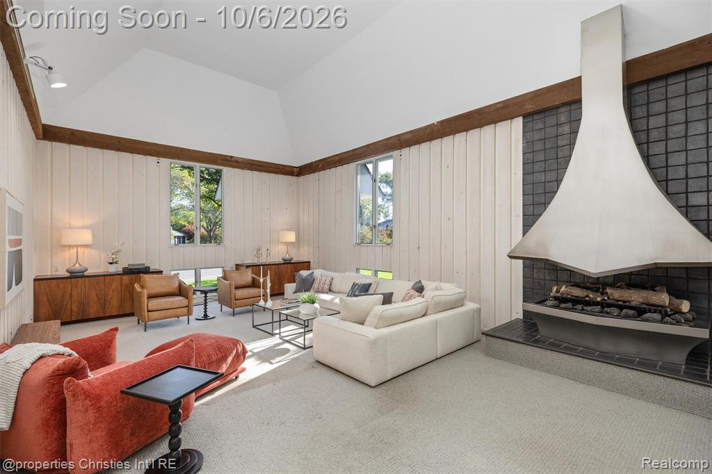 23249 Morningside Street Property Photo 14