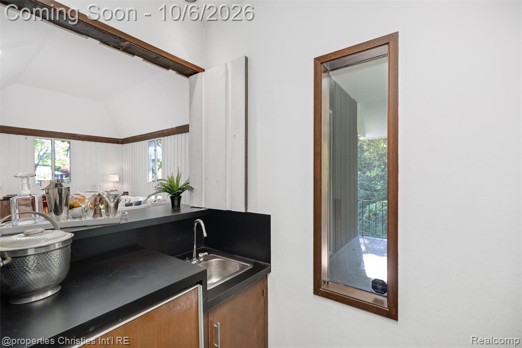 23249 Morningside Street Property Photo 21