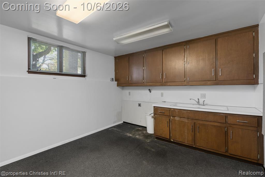 23249 Morningside Street Property Photo 45