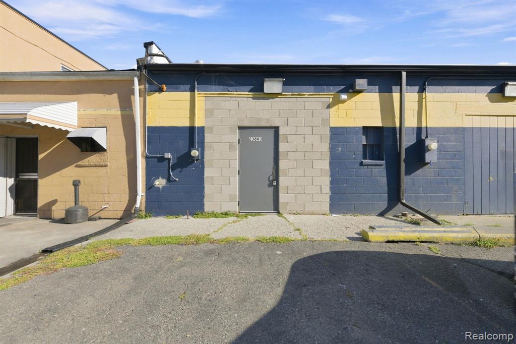 23749 Van Born Road Property Photo 11