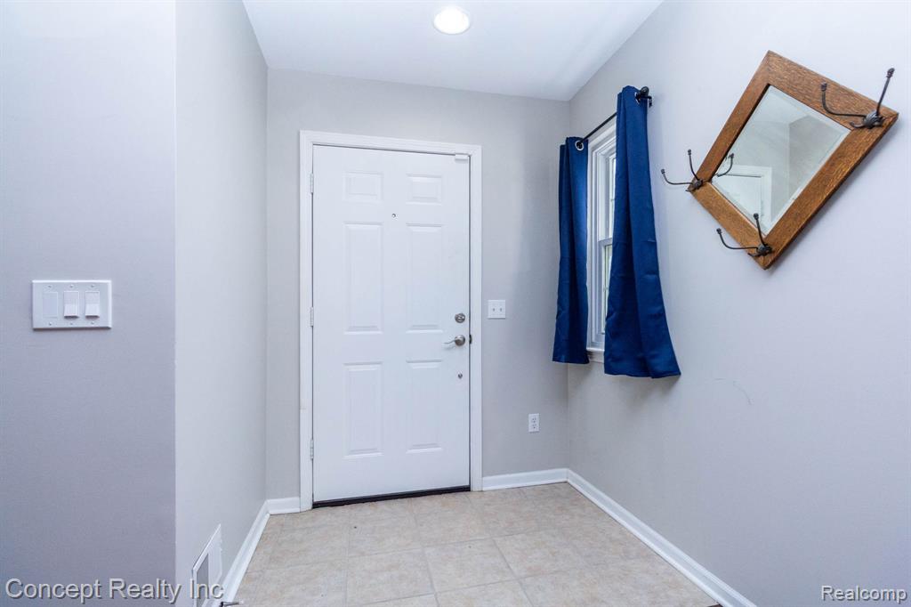 11035 Brookwood Property Photo 6