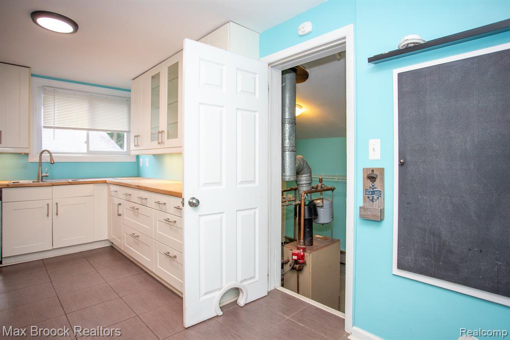 455 E Lewiston Avenue Property Photo 16