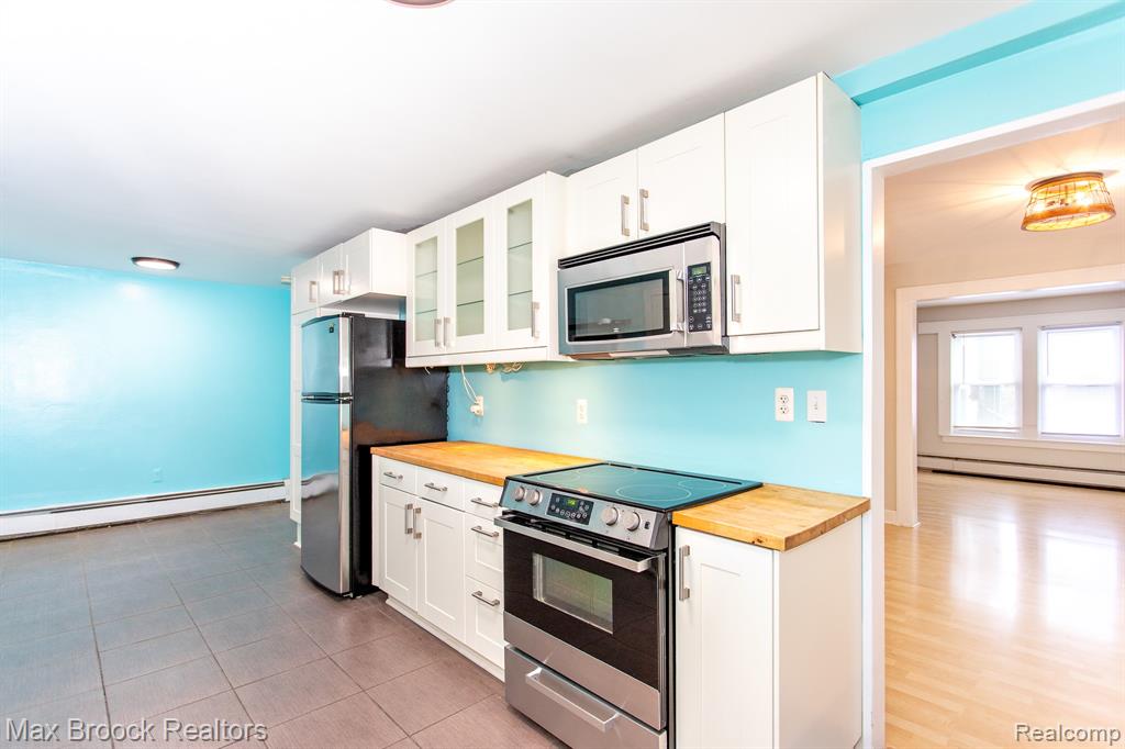 455 E Lewiston Avenue Property Photo 18