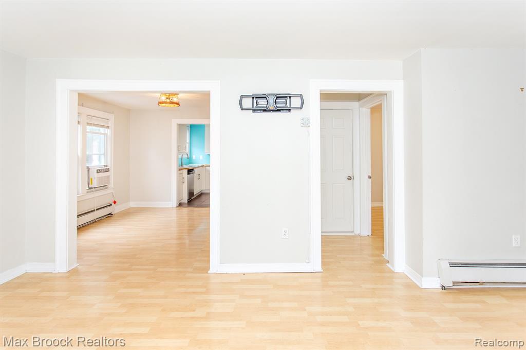 455 E Lewiston Avenue Property Photo 22