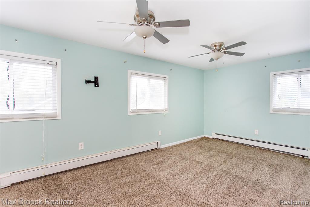 455 E Lewiston Avenue Property Photo 35