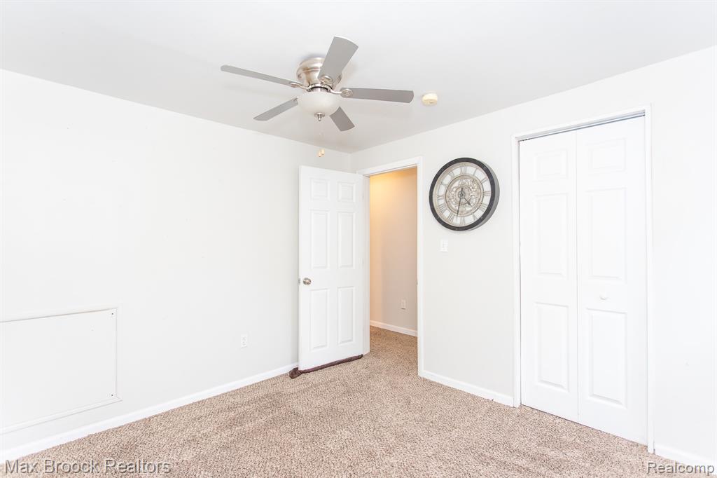 455 E Lewiston Avenue Property Photo 39