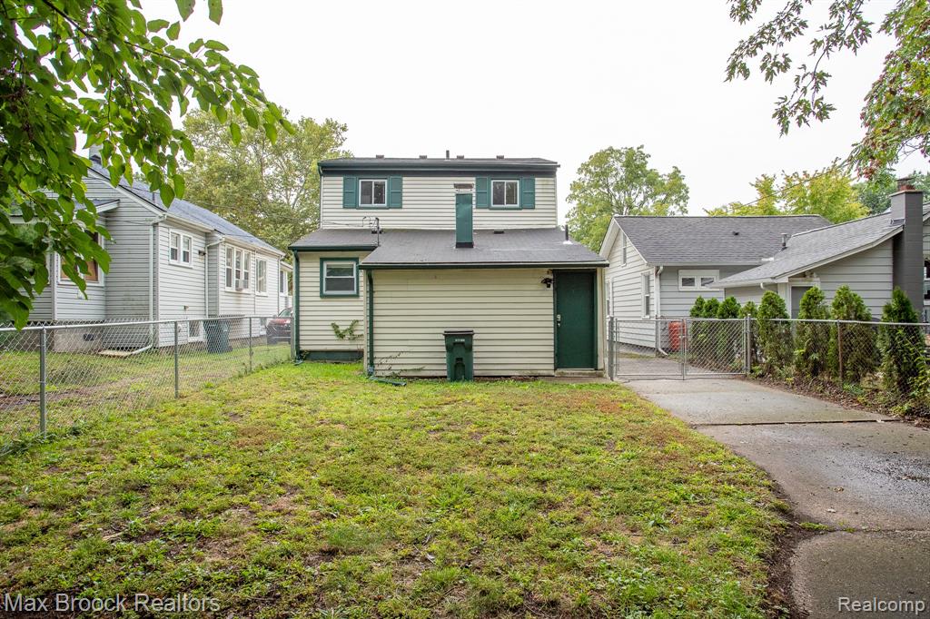 455 E Lewiston Avenue Property Photo 45