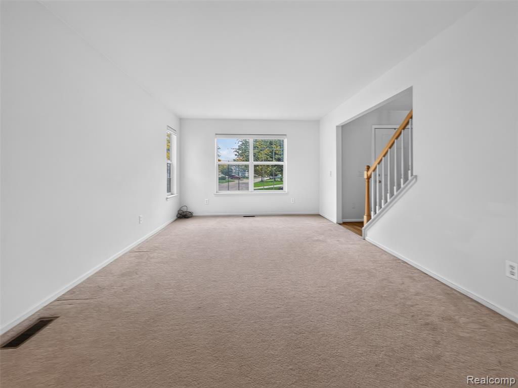 47258 Scarlet Drive Property Photo 16