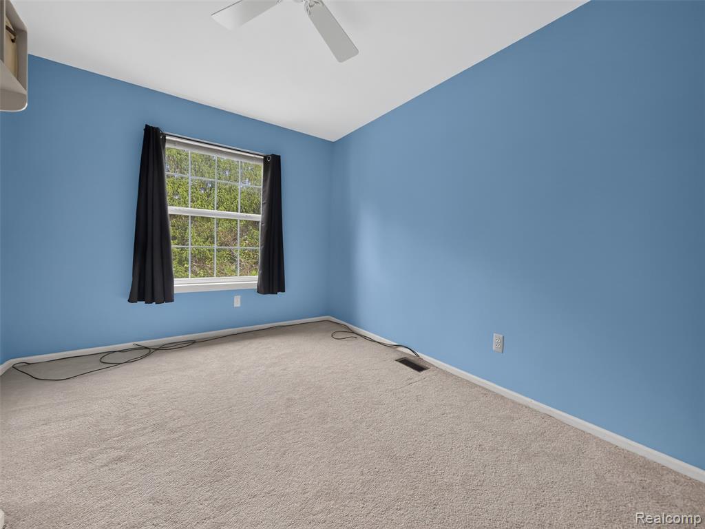 47258 Scarlet Drive Property Photo 24
