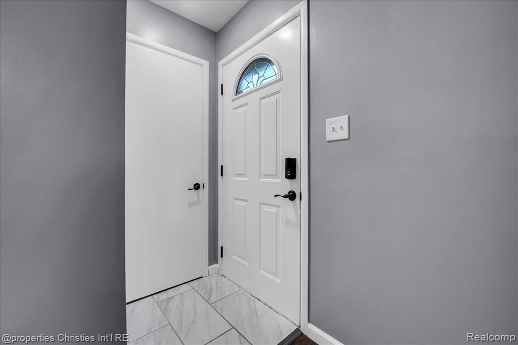 7236 Meadow Avenue Property Photo 4