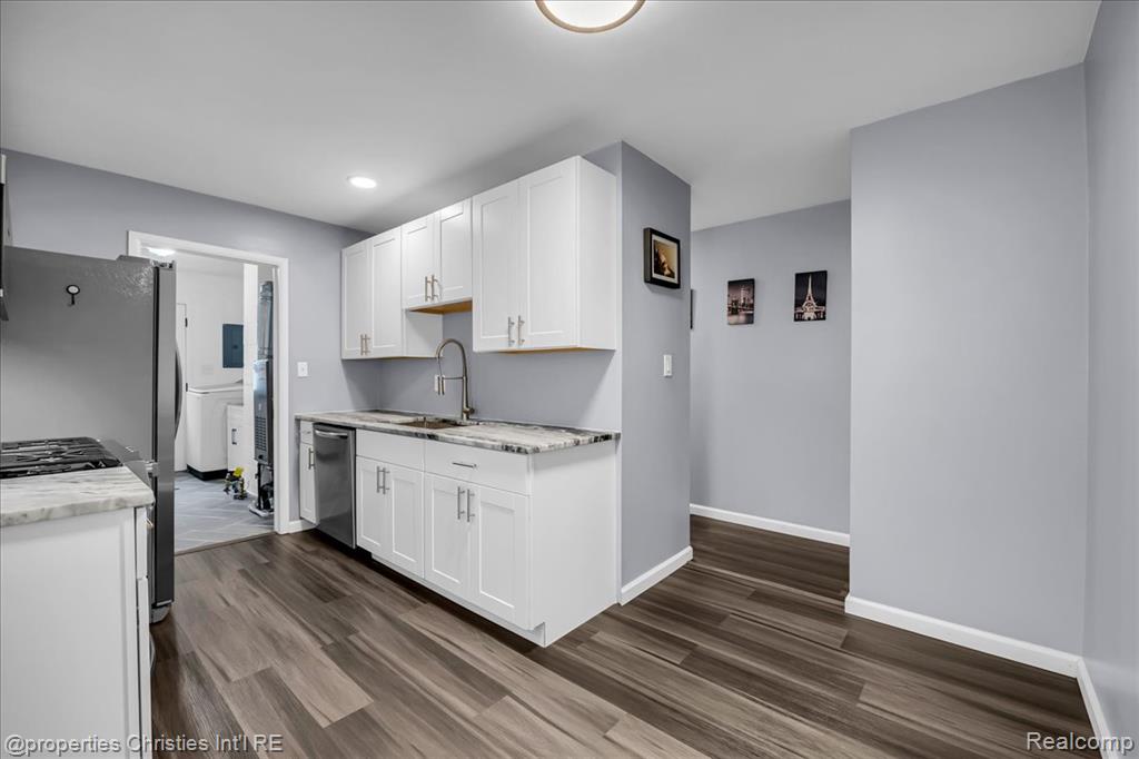 7236 Meadow Avenue Property Photo 8